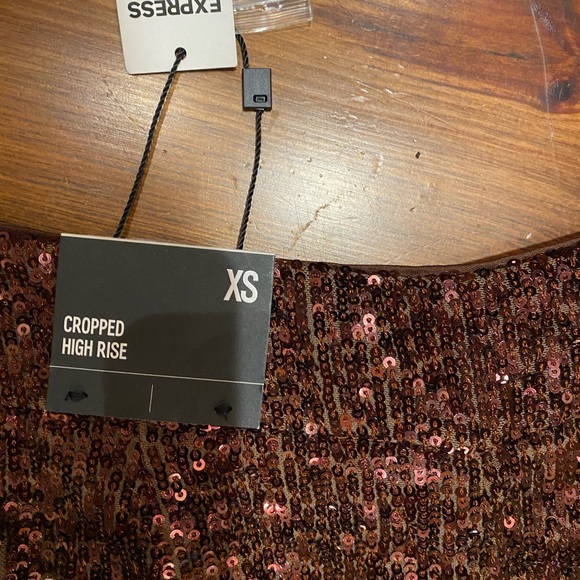 NEW EXPRESS $108 RICH ESPRESSO HIGH WAISTED SEQUIN PLEATED CROPPED PANTS - Picture 5 of 6